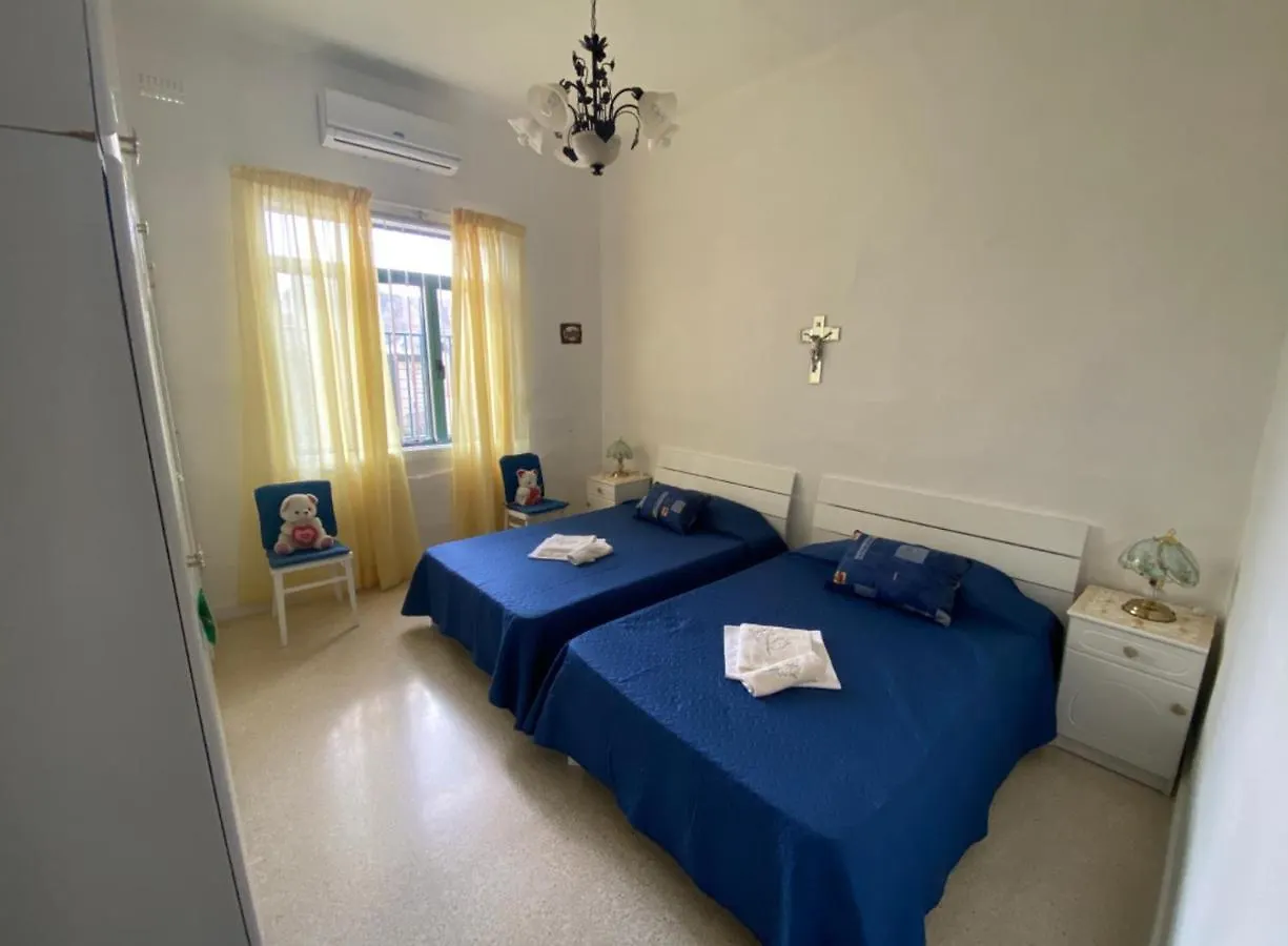 Superb 3 Bedroom Apartment In Валетта Мальта